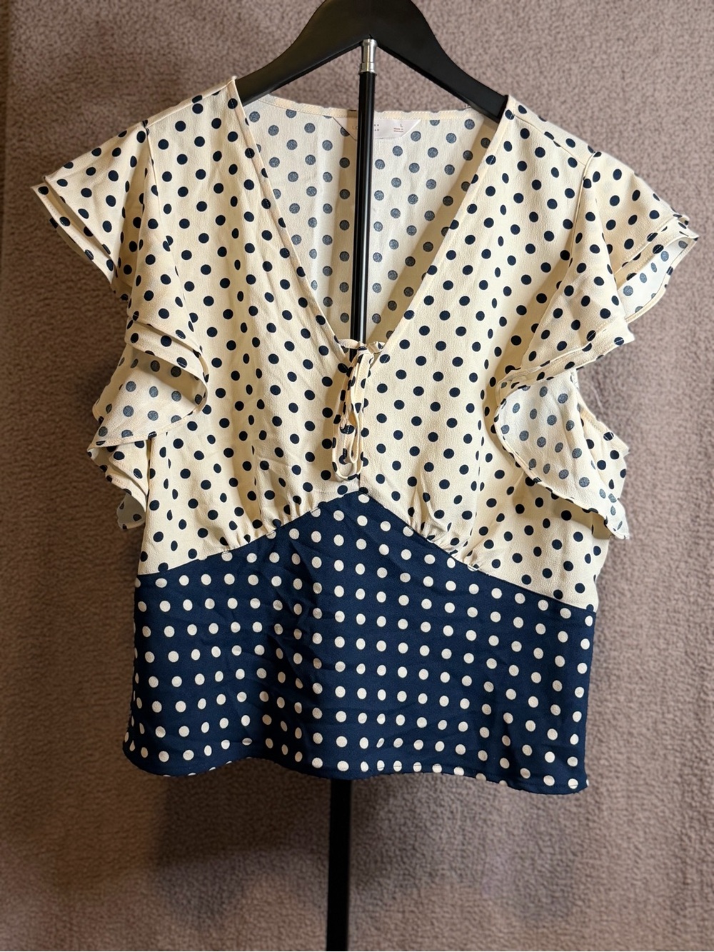 LC Lauren Conrad Polka Dot Ruffle Blouse Size L Navy Cream Flutter Sleeve